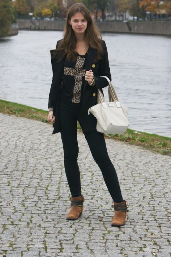 Leopard Cross