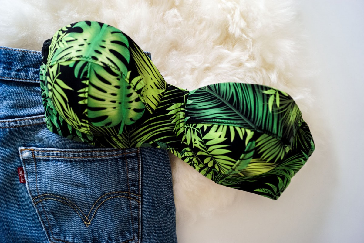 Bikini Top mit Blätterprint