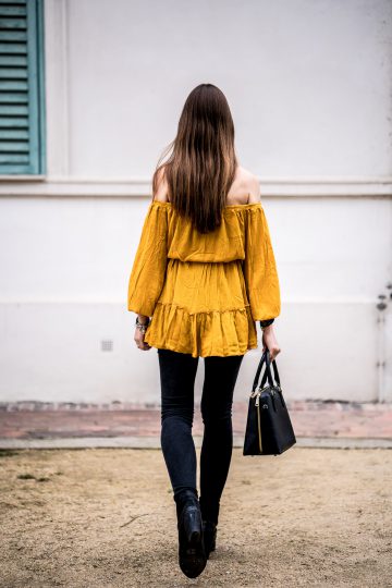 Wie trägt man eine schwarze Jeans