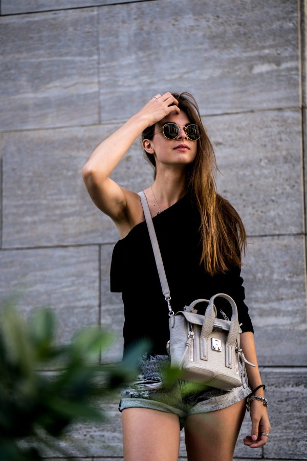 One Shoulder Pullover