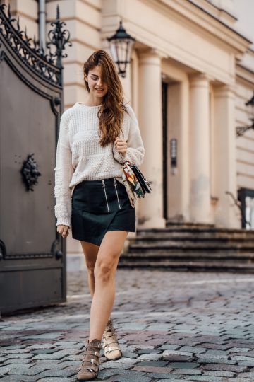 weiÃer, dicker Pullover