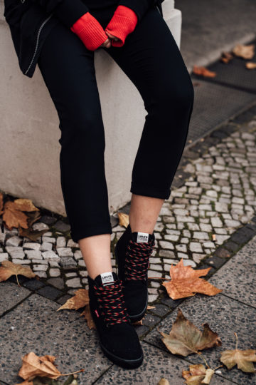 Wie trägt man schwarze Sneakers