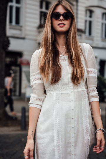 Kleid mit Knopfleiste
