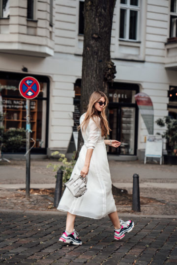 weiÃes Midi Kleid