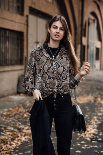 Loavies Shirt mit Schlangenprint