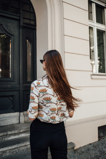 Oversized Shirt mit floralem Print